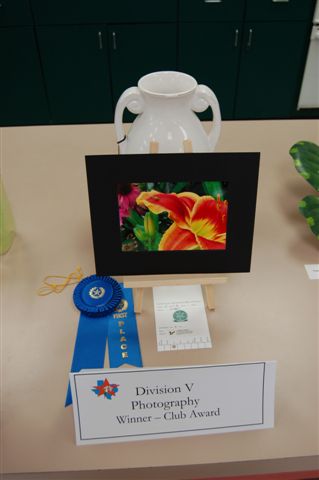LSDS - 2009 Flower Show - Best Overall Photography - Critters - Michael Peppers (2)