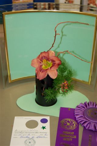 LSDS - 2009 Flower Show - Designer's Choice Winner - Circles of Love - Nell Shimek (2)